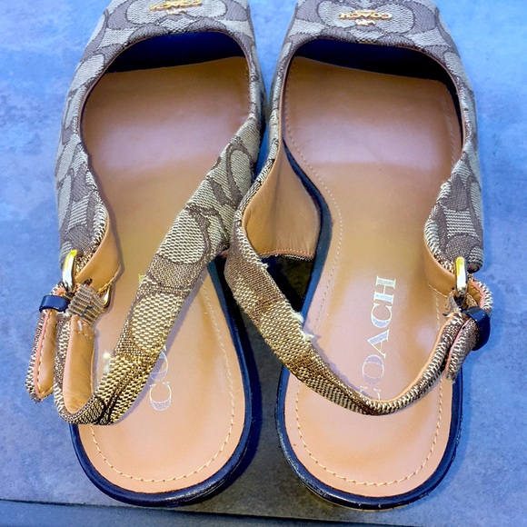 COACH New York Ferry Platform Wedge Open Toe Sandals w/logo throughout - Size 8B - Picture 8 of 17